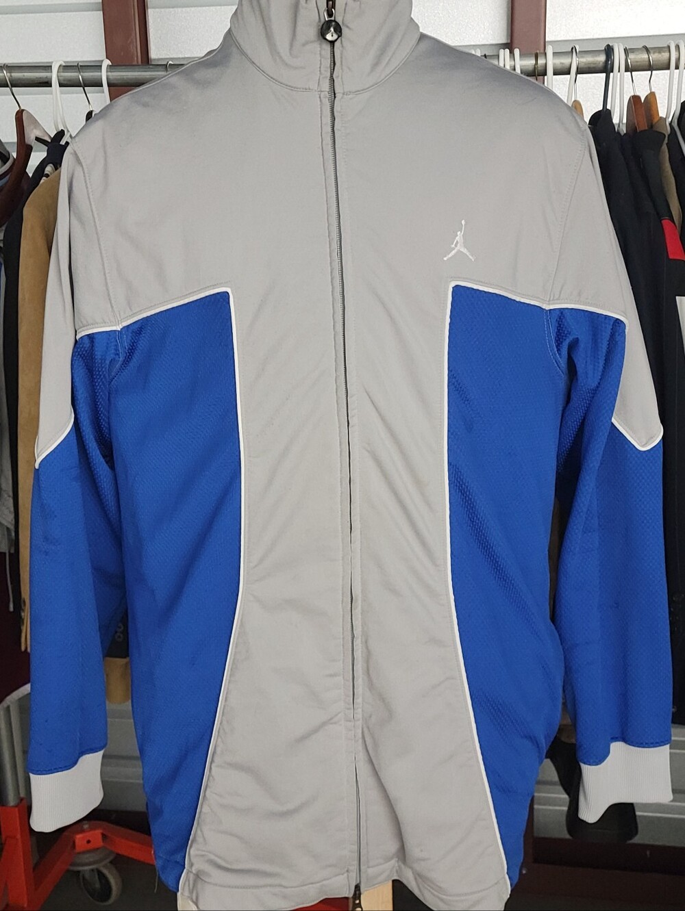 Jordan Men's Light Gray and Royal Blue Performance Sweat Suit Jacket/Pants